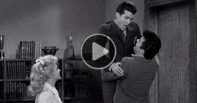 The Beverly Hillbillies: Elly Becomes a Secretary