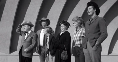 The Beverly Hillbillies: Jed Buys the Freeway