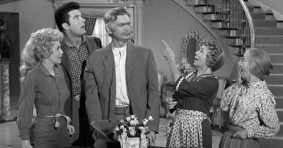 The Beverly Hillbillies: Duke Steals a Wife