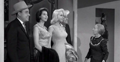 The Beverly Hillbillies: Jed Throws a Wingding